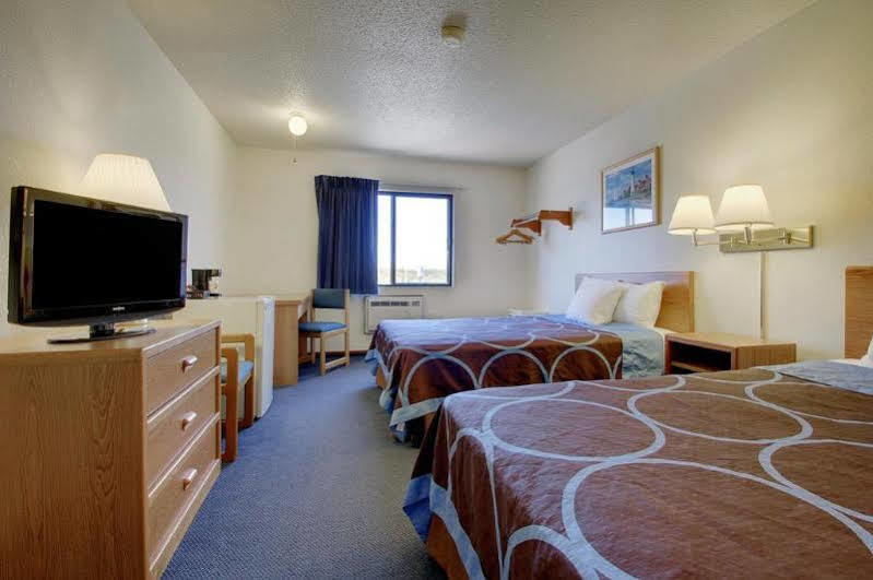 Super 8 By Wyndham Kirksville-University Area מראה חיצוני תמונה
